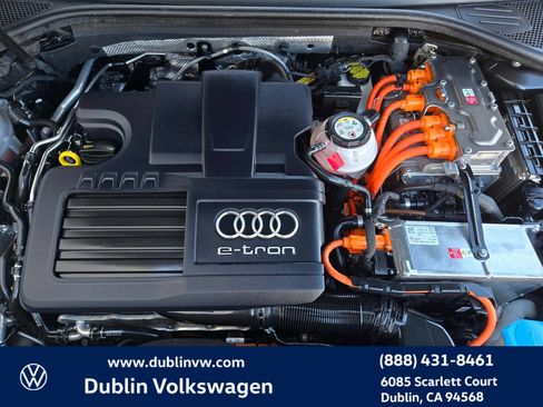 Used 2018 Audi A3 e-tron Premium FWD image 28