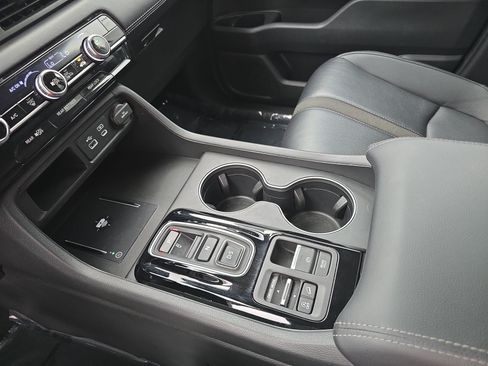 Certified 2025 Honda Pilot EX-L image 26