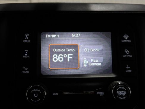 Used 2022 RAM 3500 Tradesman w/ Chrome Appearance Group AWD/4WD image 25