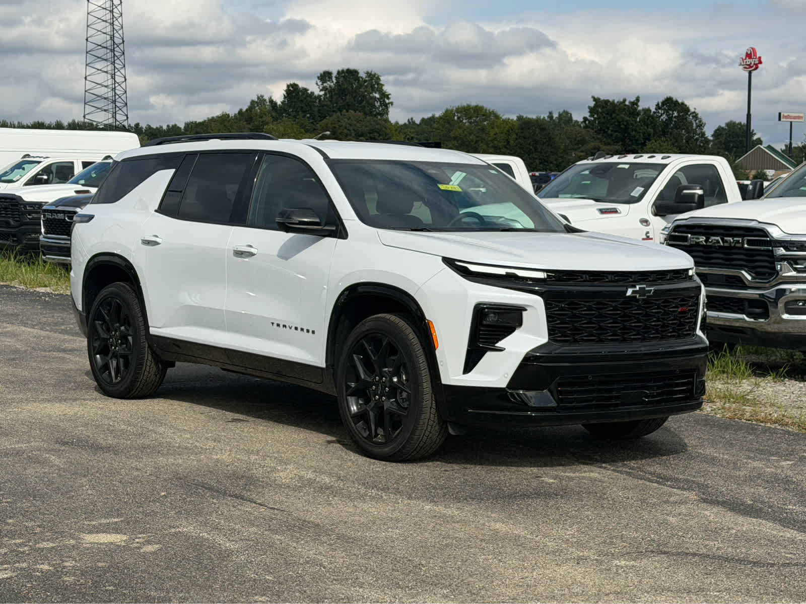 New 2026 Chevrolet Traverse RS w/ LPO, Floor Liner Package FWD image 1