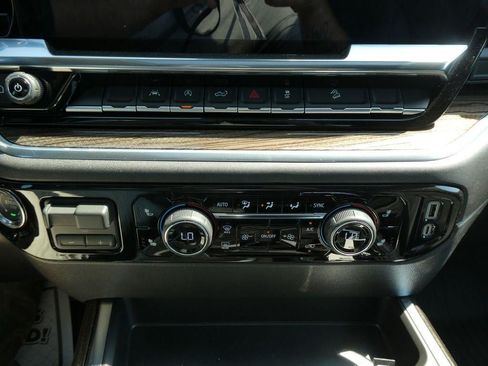 New 2026 Chevrolet Silverado 1500 LT Trail Boss w/ Convenience Package II AWD/4WD image 25