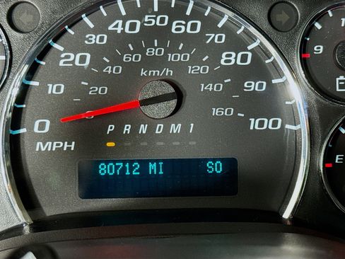 Used 2019 Chevrolet Express 2500 w/ Safety Package image 16