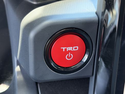 Certified 2026 Toyota Tacoma 4x4 Double Cab Hybrid image 25