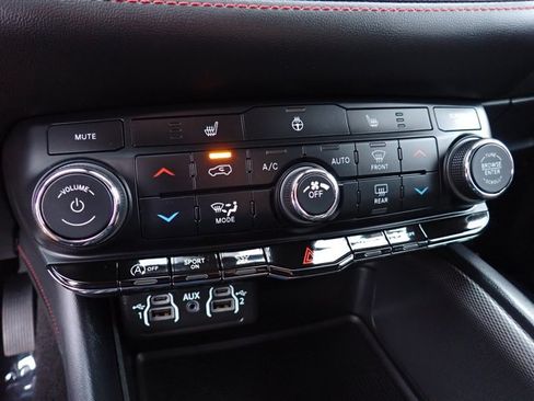 Used 2023 Dodge Durango GT AWD/4WD image 18