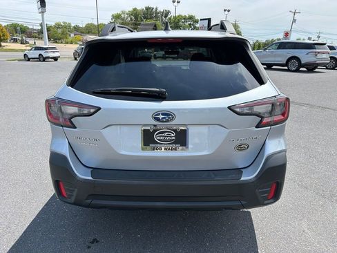 Used 2021 Subaru Outback Premium AWD/4WD image 4