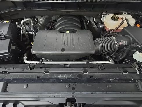 Used 2023 Chevrolet Silverado 1500 RST AWD/4WD image 12