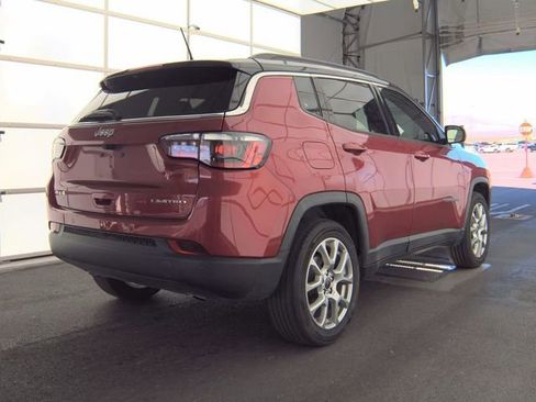 Used 2025 Jeep Compass Limited image 3