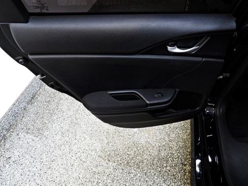Used 2018 Honda Civic LX image 9