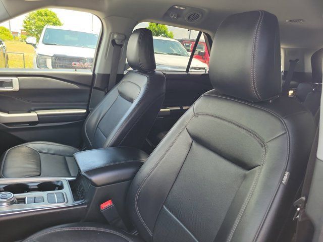 Used 2023 Ford Explorer Limited w/ Equipment Group 301A RWD image 22