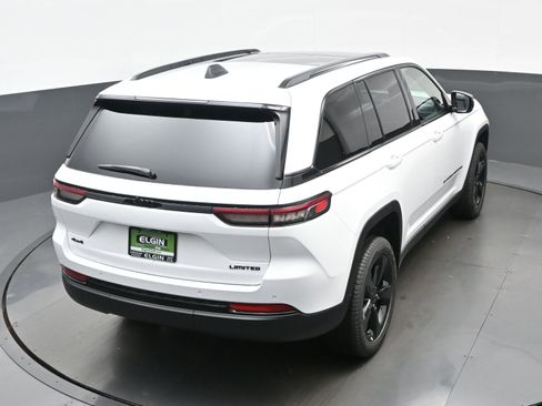 New 2025 Jeep Grand Cherokee Limited w/ Black Appearance Package image 22