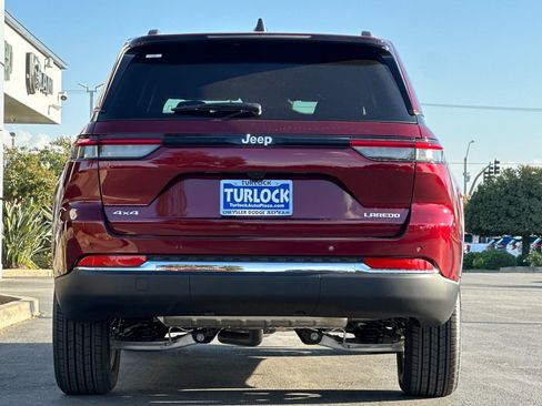 New 2025 Jeep Grand Cherokee Laredo X w/ Luxury Tech Group I image 5