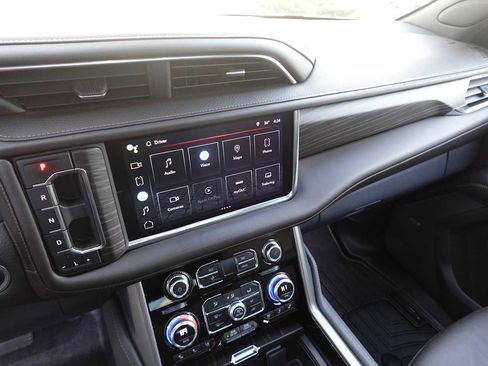 Used 2022 GMC Yukon Denali w/ Max Trailering Package AWD/4WD image 19