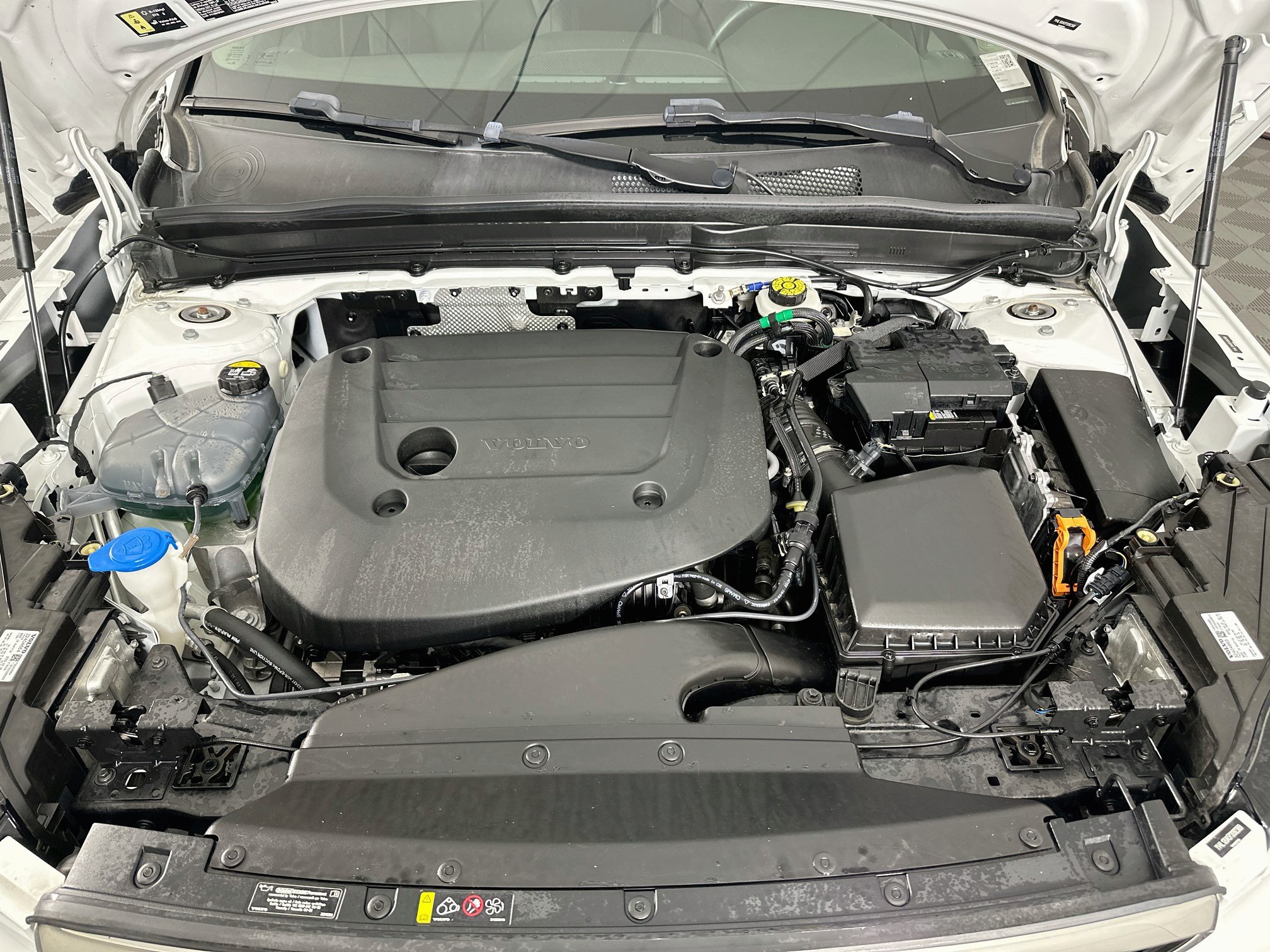 Used 2023 Volvo XC40 B5 Ultimate w/ Protection Package Premier AWD/4WD image 34