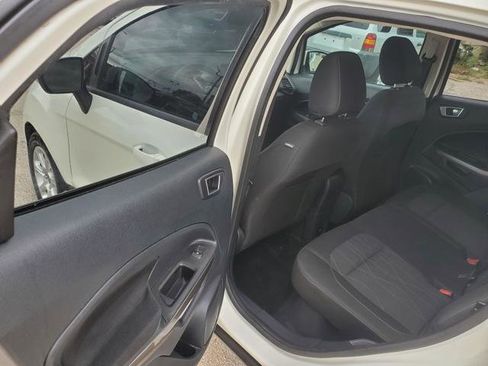 Used 2019 Ford EcoSport SE w/ SE Convenience Package image 10