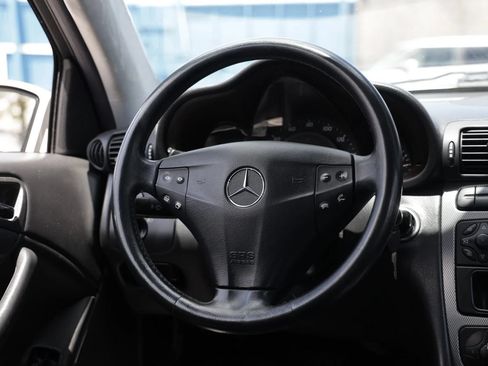 Used 2002 Mercedes-Benz C 230 Coupe image 25