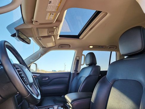 Used 2024 INFINITI QX80 Luxe image 7