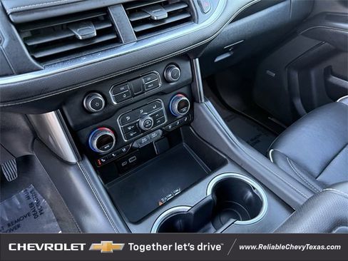 Used 2023 Chevrolet Suburban Premier image 19