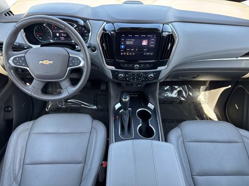 Used 2020 Chevrolet Traverse Premier image 9