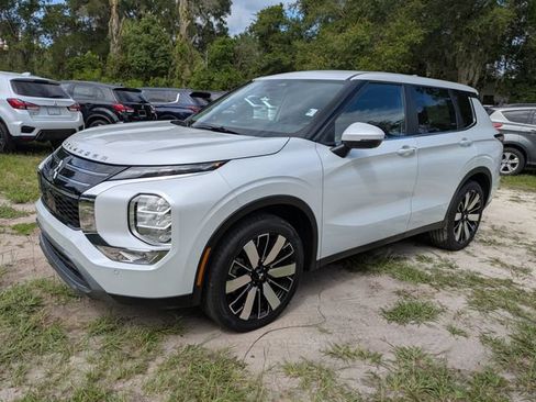 New 2026 Mitsubishi Outlander SE FWD image 8