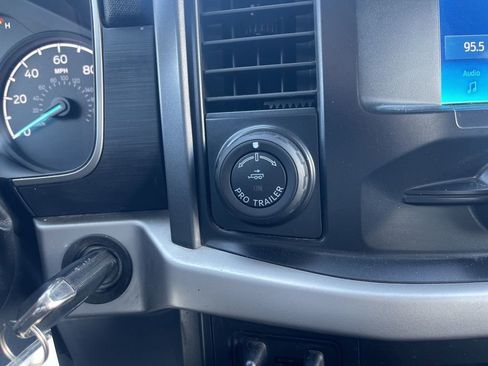 Used 2022 Ford F150 XLT w/ Trailer Tow Package AWD/4WD image 21