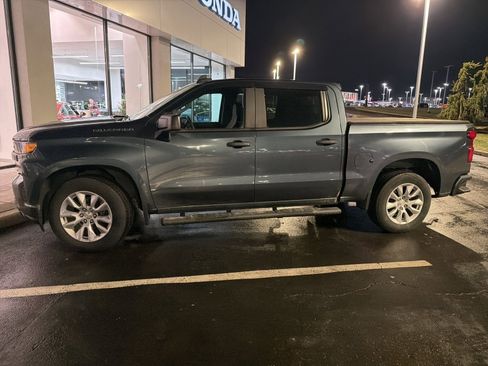 Used 2020 Chevrolet Silverado 1500 Custom w/ Custom Value Package image 23