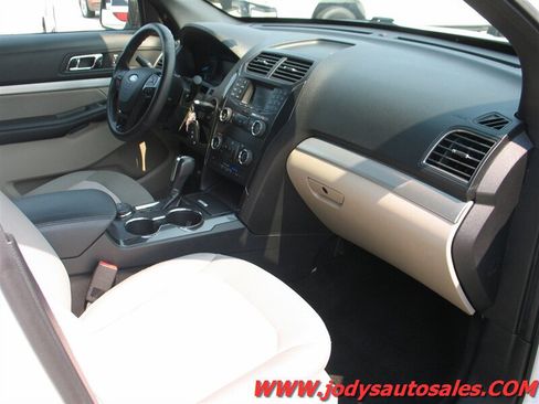Used 2018 Ford Explorer 4WD image 22