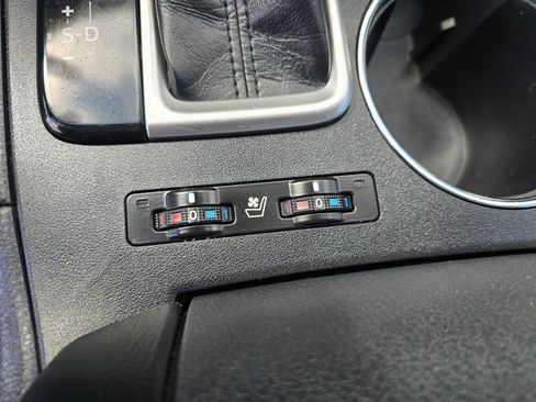 Used 2018 Toyota Highlander Limited Platinum AWD/4WD image 29