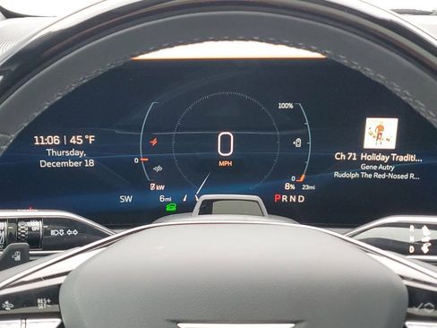 New 2026 Cadillac Optiq Luxury 1 image 12