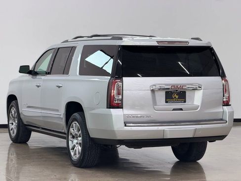 Used 2019 GMC Yukon XL Denali w/ Open Road Package image 4