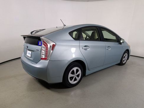 Used 2014 Toyota Prius Two image 8