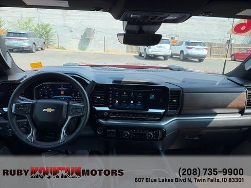 Used 2026 Chevrolet Silverado 3500 High Country w/ High Country Premium Package AWD/4WD image 10