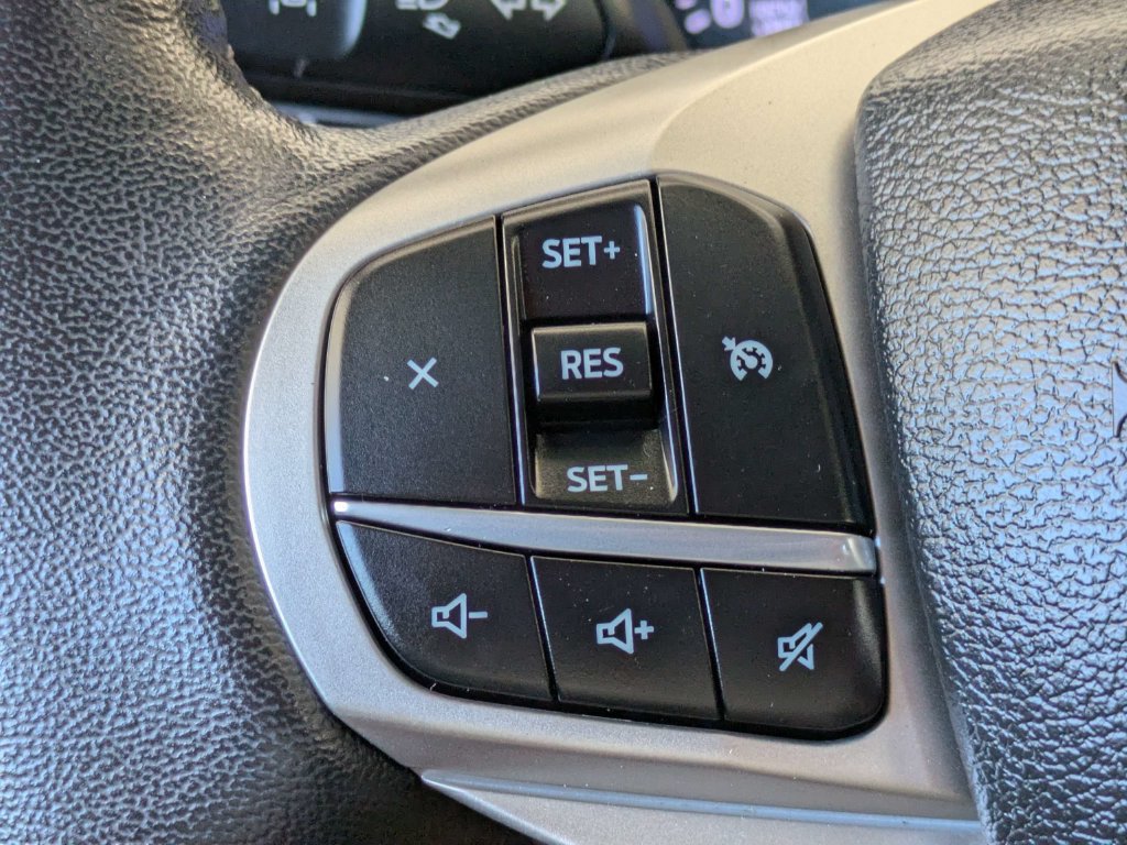 Used 2023 Ford Explorer XLT RWD image 26