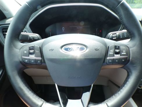 Used 2024 Ford Escape Active image 17