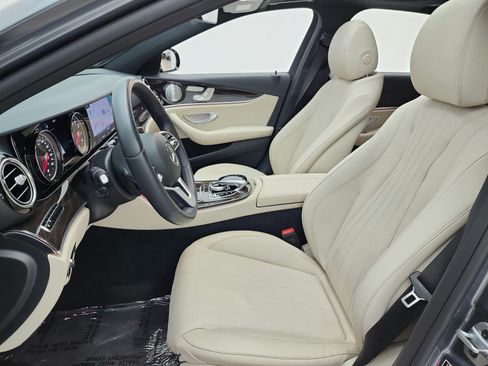 Used 2019 Mercedes-Benz E 300 image 23