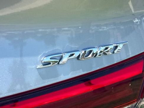 Used 2023 Honda Civic Sport image 36