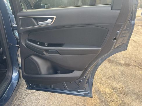Used 2018 Ford Edge SEL w/ Class II Trailer Tow Package image 24