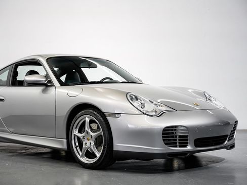 Used 2004 Porsche 911 Carrera RWD image 40