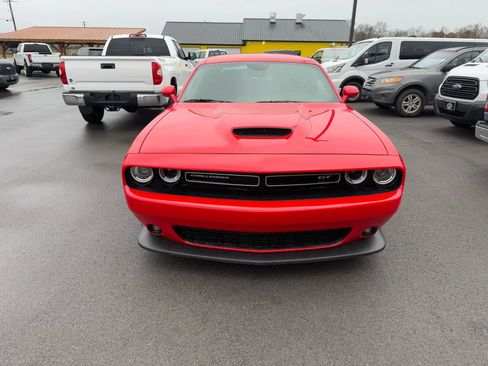 Used 2022 Dodge Challenger GT image 6