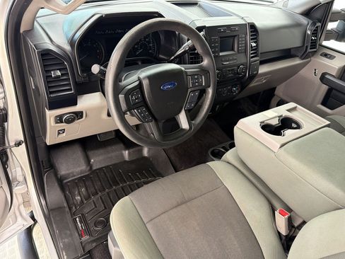 Used 2015 Ford F150 XL w/ Equipment Group 101A Mid RWD image 4