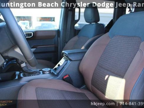Used 2023 Ford Bronco Outer Banks image 29