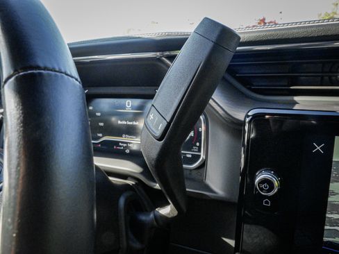 Used 2025 GMC Sierra 2500 Denali Ultimate image 26