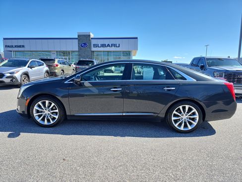 Used 2016 Cadillac XTS Luxury w/ Driver Awareness Package image 4