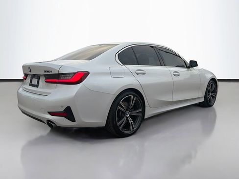 Used 2021 BMW 330i Sedan w/ Convenience Package image 3