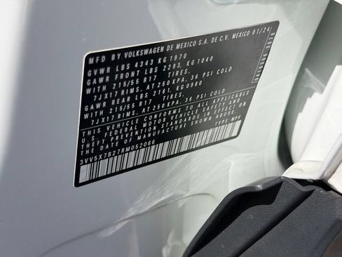 Certified 2024 Volkswagen Taos S FWD image 20