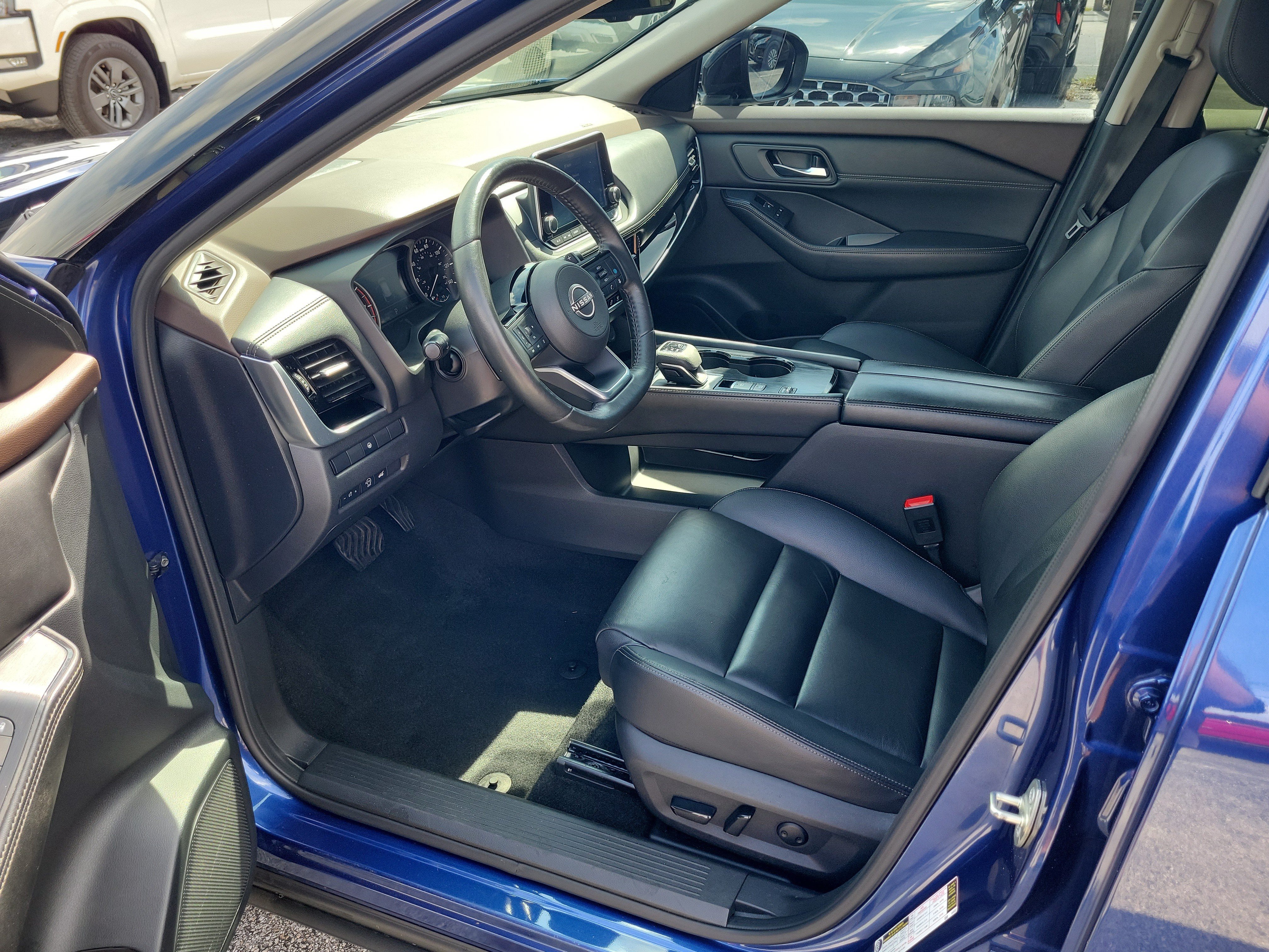 Certified 2023 Nissan Rogue SL FWD image 13