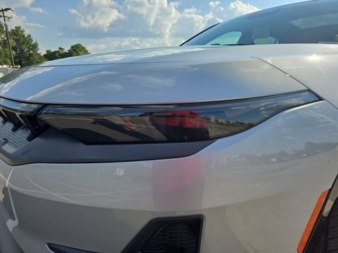 Used 2025 Jeep Wagoneer S Limited image 31