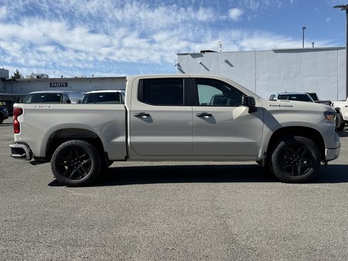 New 2026 Chevrolet Silverado 1500 Custom w/ Turbomax Blackout Package AWD/4WD image 6
