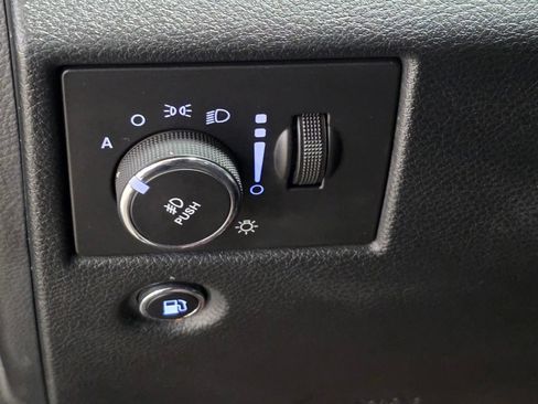 Used 2016 Jeep Grand Cherokee High Altitude AWD/4WD image 34