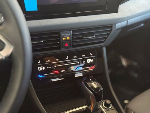 New 2026 Volkswagen Jetta SE FWD image 19