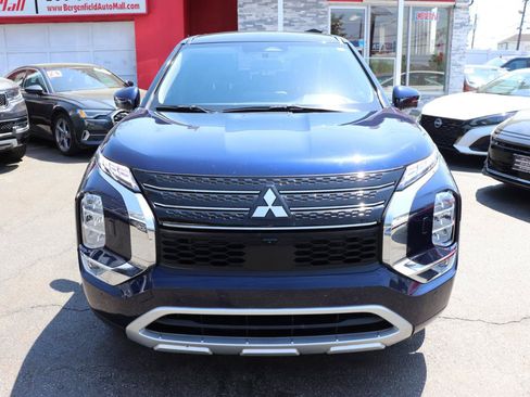 Used 2024 Mitsubishi Outlander AWD image 8